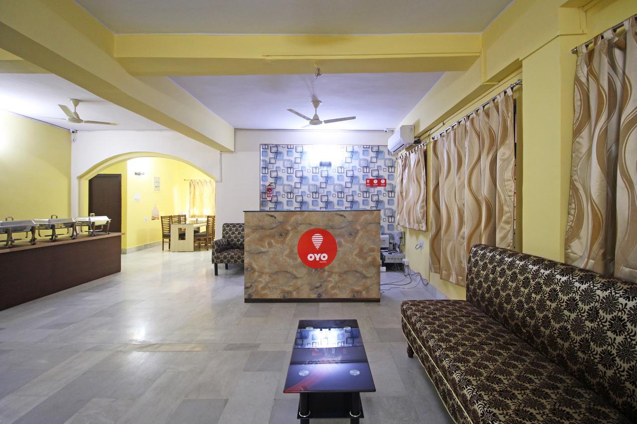 Oyo 9081 Pallavi International Hotel Patna  Esterno foto
